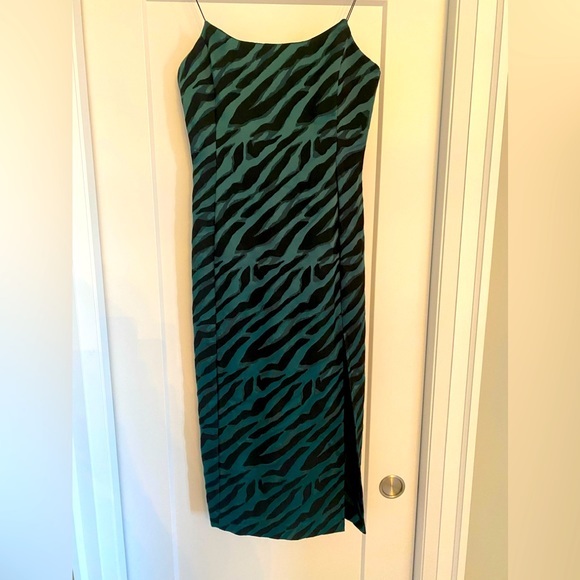 Bec and Bridge Emerald and Black zebra print dress - Picture 10 of 10